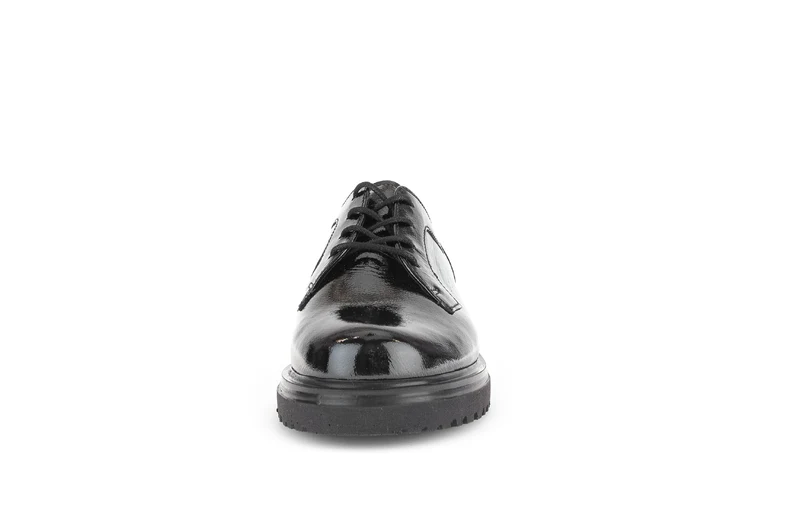 Derbies noires en cuir vernis