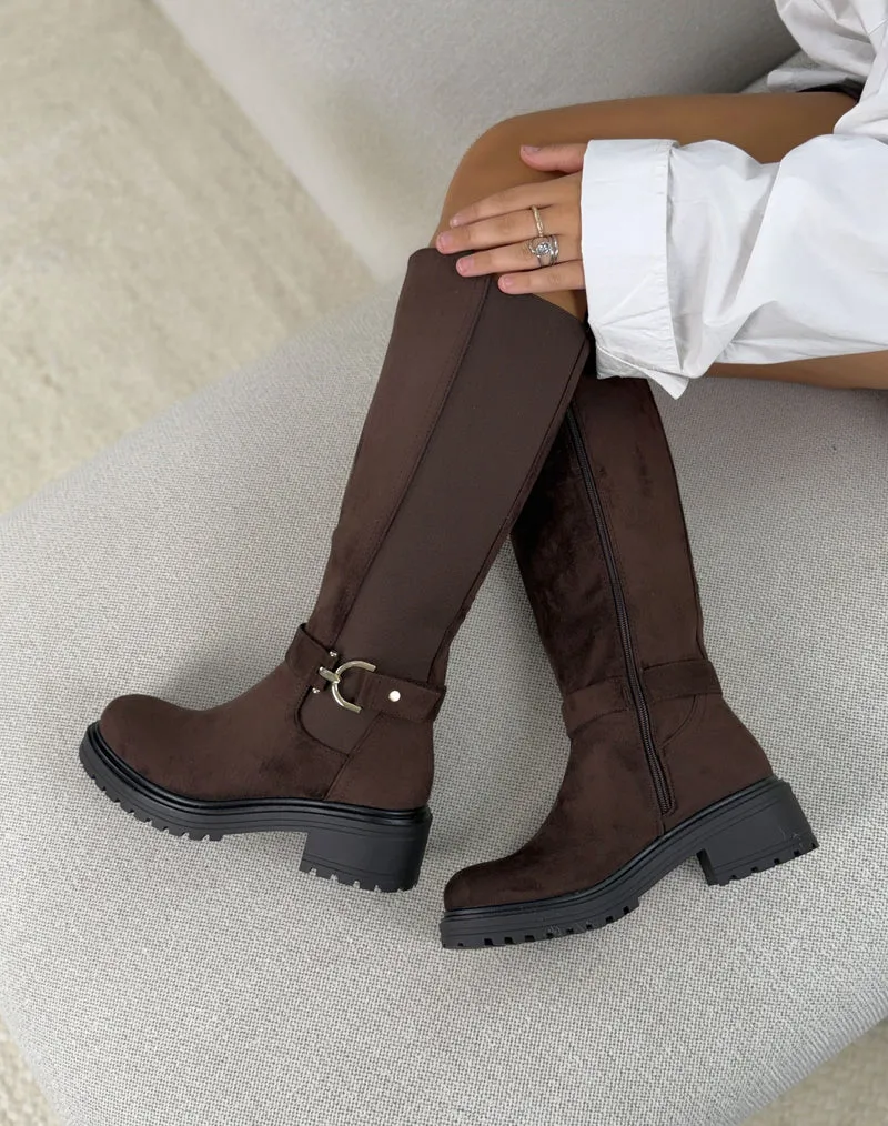 Bottes femme marron foncé en suédine avec tige élastique et boucle dorée