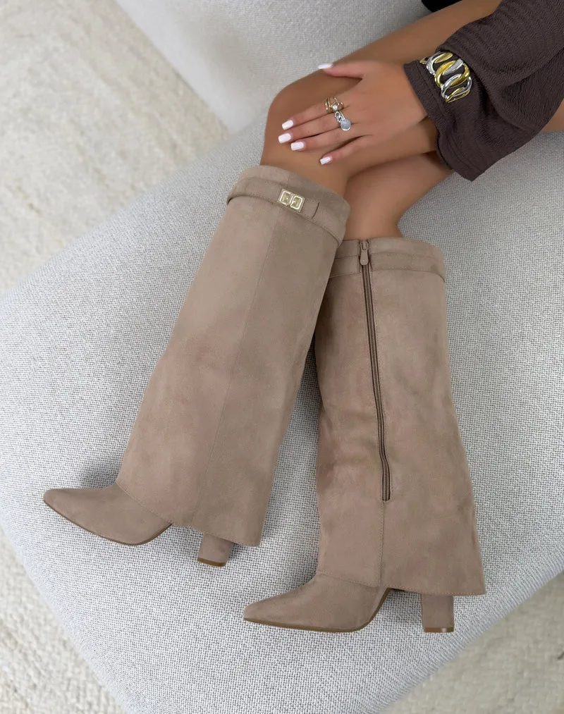 Bottes femme beige élégantes à revers avec bijou doré et talon épais