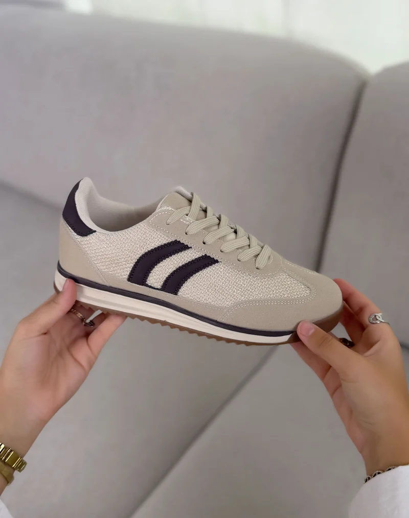 Basket femme beige tendance en suédine et tissu avec bandes marron