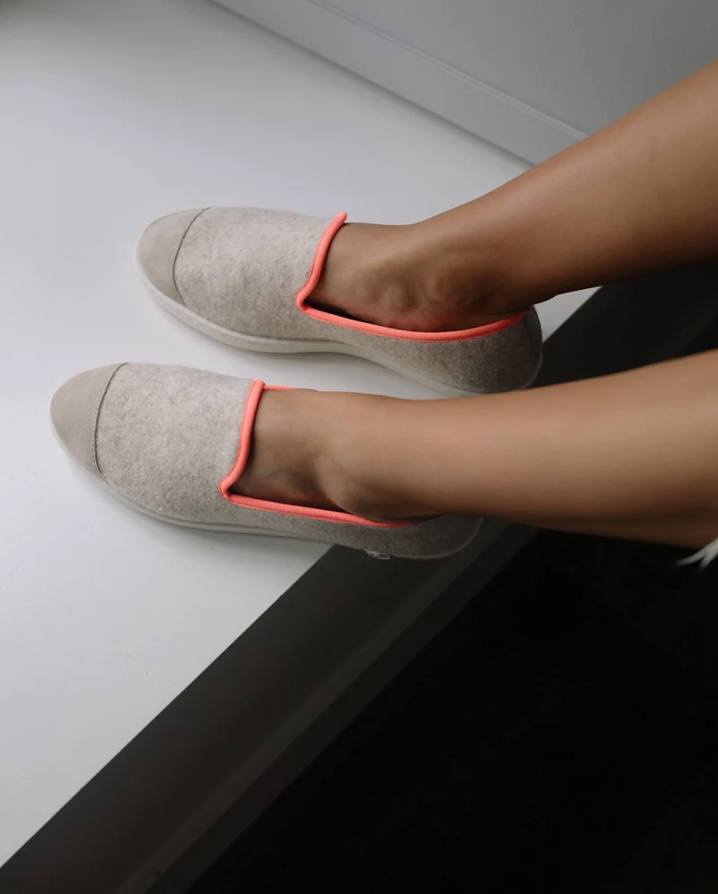Chausson femme Bruson, laine beige rose fluo