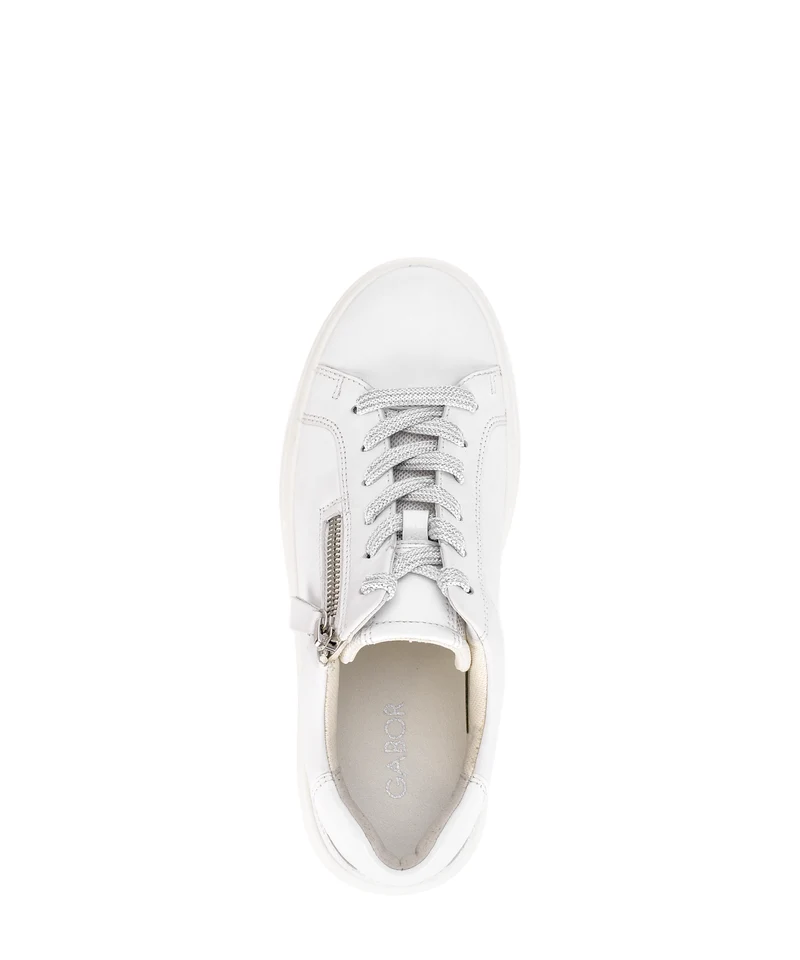 Baskets blanches en cuir lisse