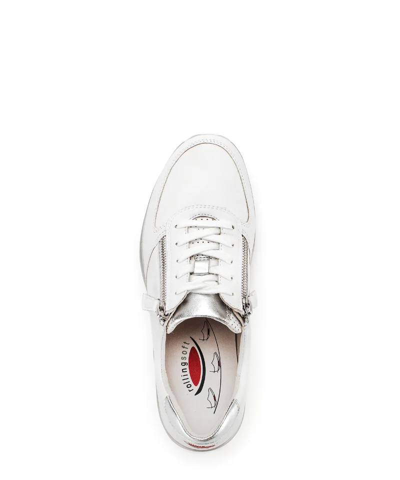 Baskets blanches en cuir lisse