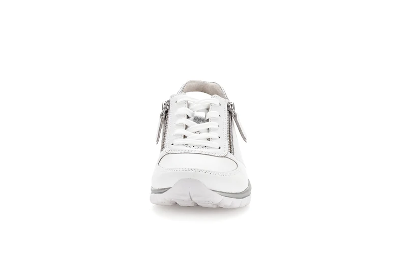 Baskets blanches en cuir lisse