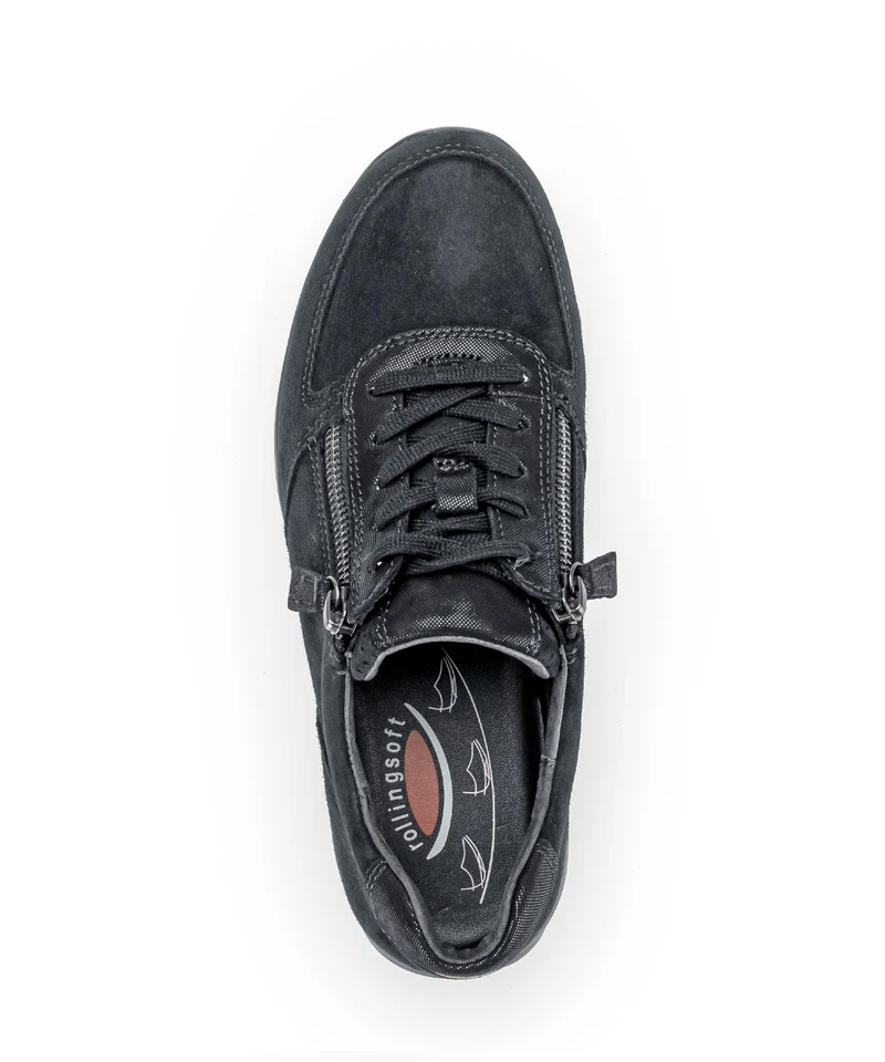 Baskets marine en combinaison cuirs