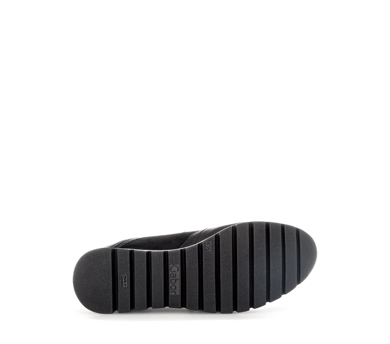 Baskets noires en combinaison cuirs