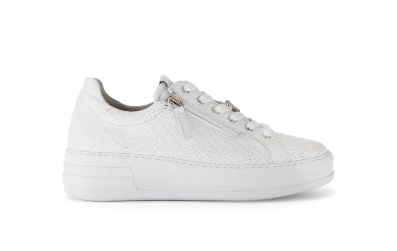 Baskets blanches en cuir lisse