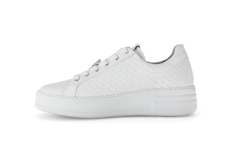 Baskets blanches en cuir lisse