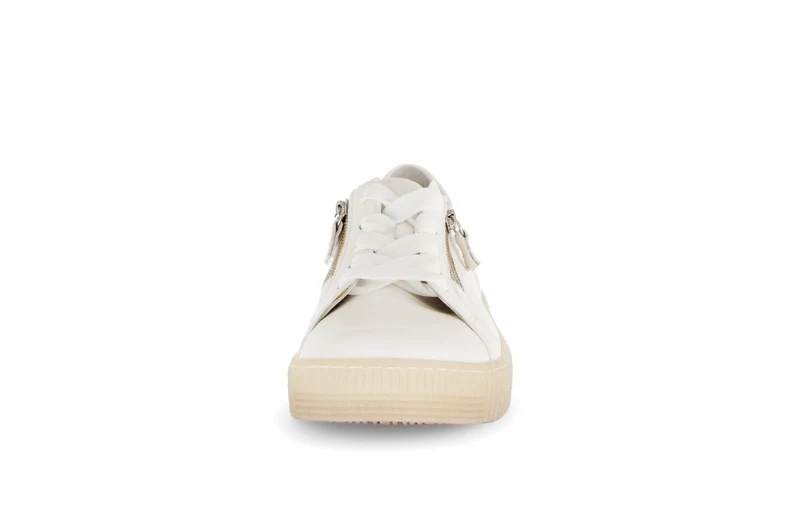 Baskets blanches en cuir lisse