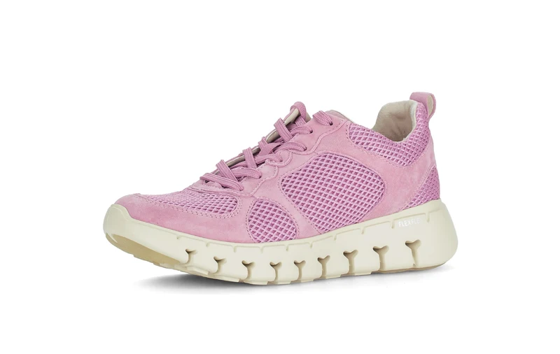 Baskets roses en textile et nubuck