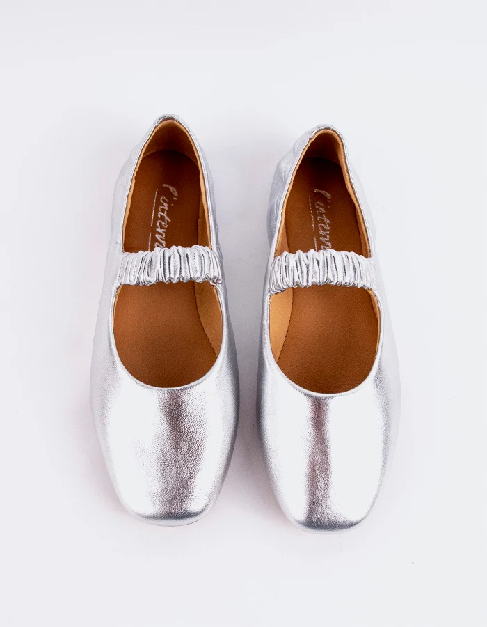 Miah Silver Leather