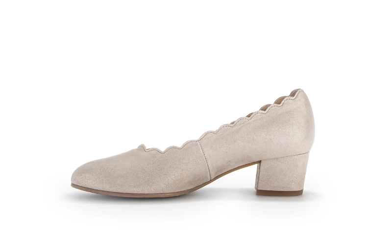Escarpins beige-dorés en cuir métallisé