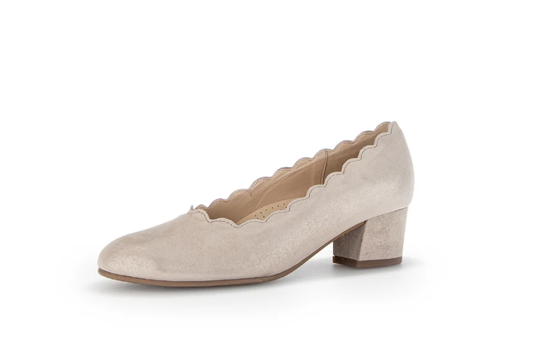 Escarpins beige-dorés en cuir métallisé