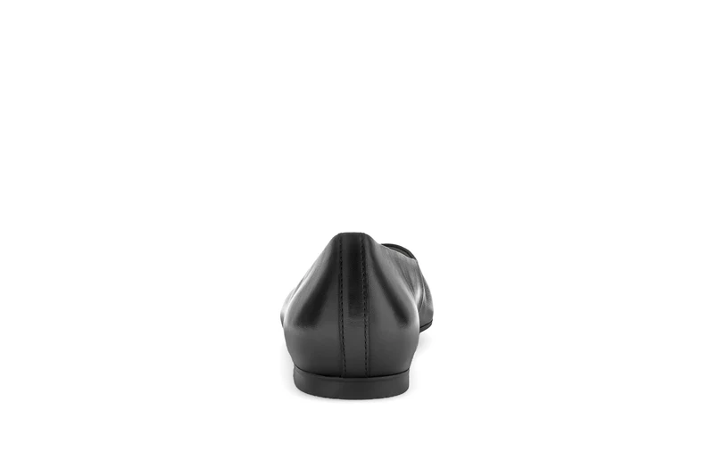 Ballerines noires en cuir lisse