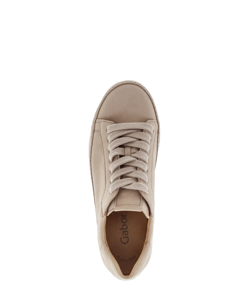 Baskets beiges en cuir