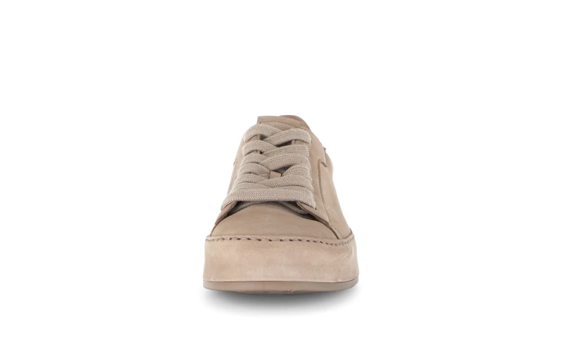 Baskets beiges en cuir