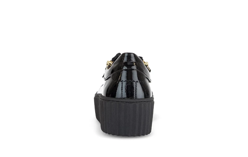 Baskets noires en vernis