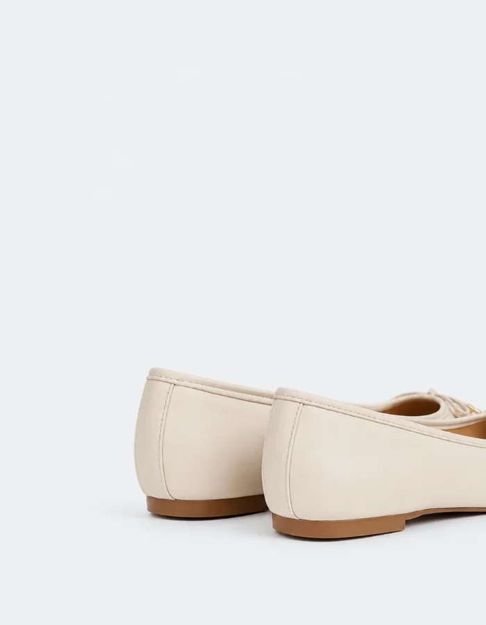 Maira Off White Leather