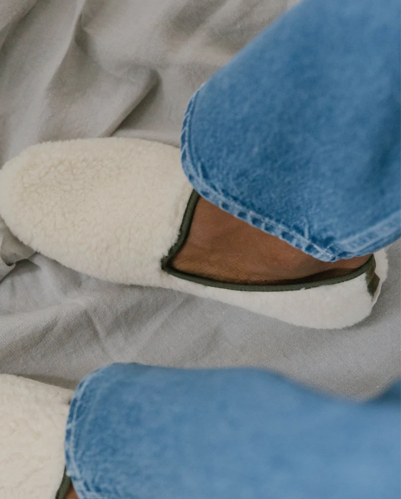 Chausson homme Bruson, bouclette de laine kaki