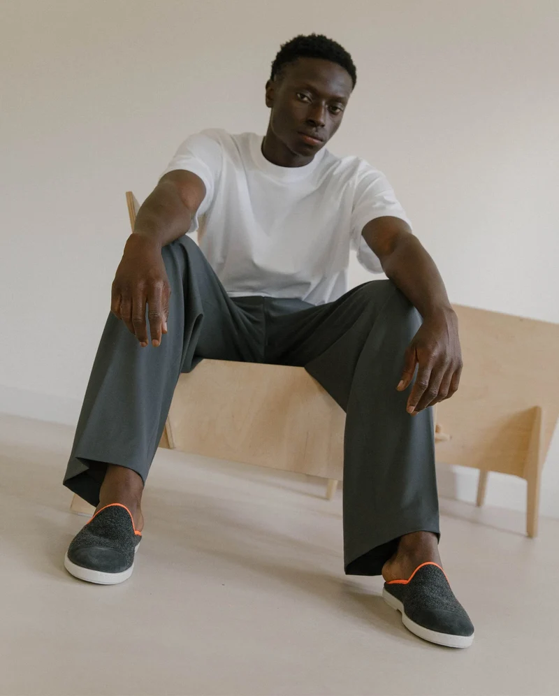 Mule homme Aime, laine gris orange fluo