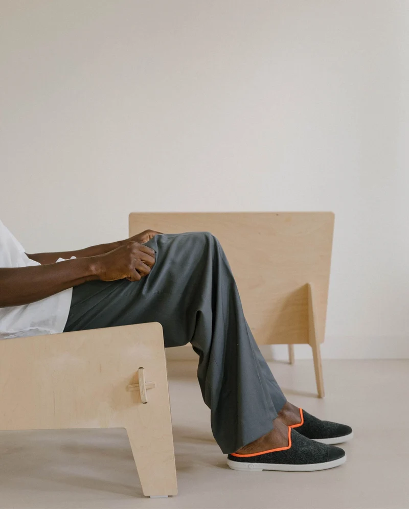 Mule homme Aime, laine gris orange fluo
