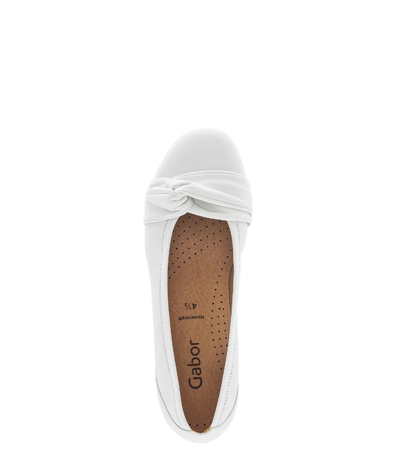 Ballerines blanches en cuir lisse