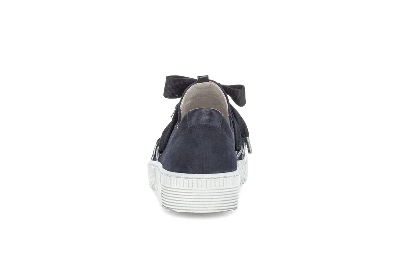 Baskets bleues en velours