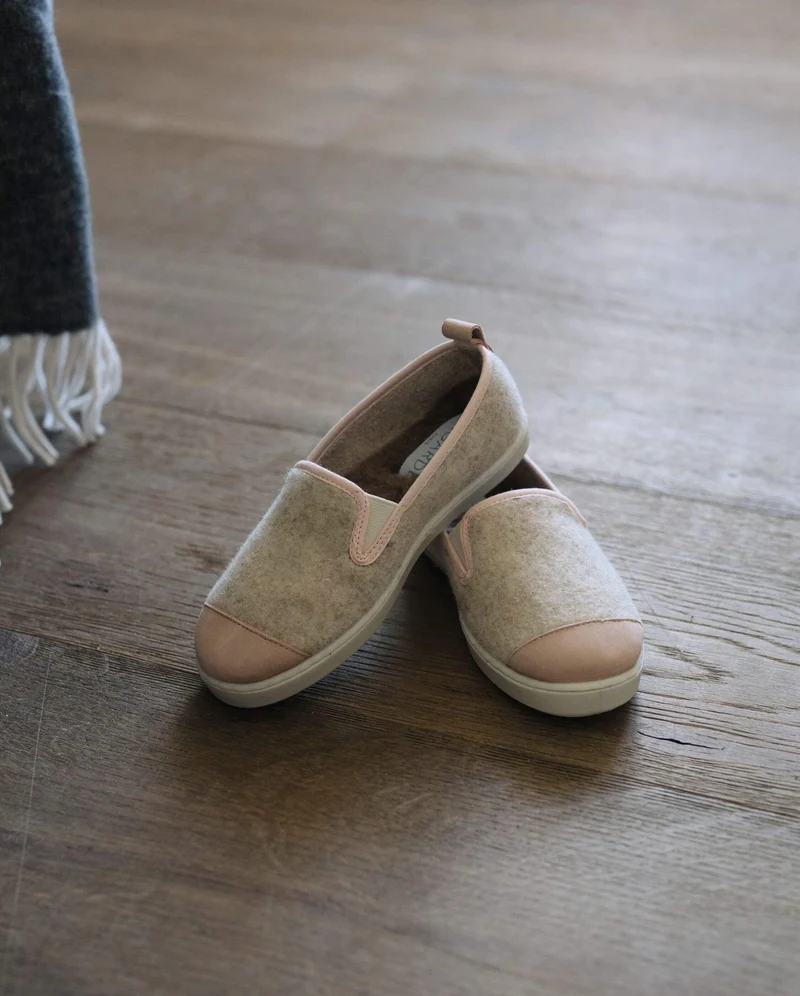 Chausson enfant Bruson, laine beige rose poudré