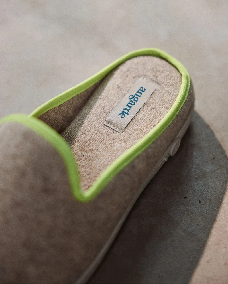 Mule homme Aime, laine beige jaune fluo