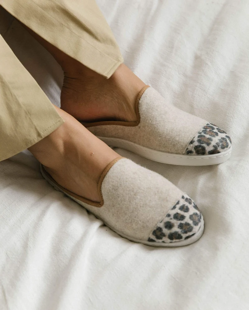 Mule femme Aime, laine beige léopard