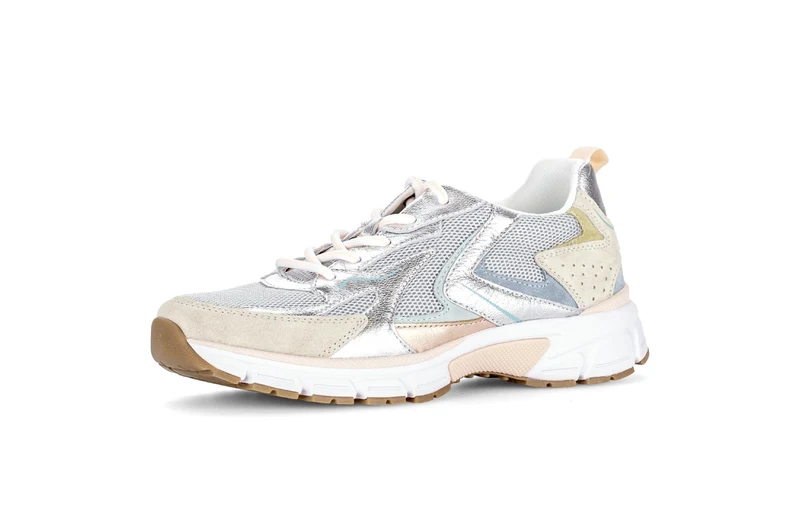 Baskets grises en cuir et textile