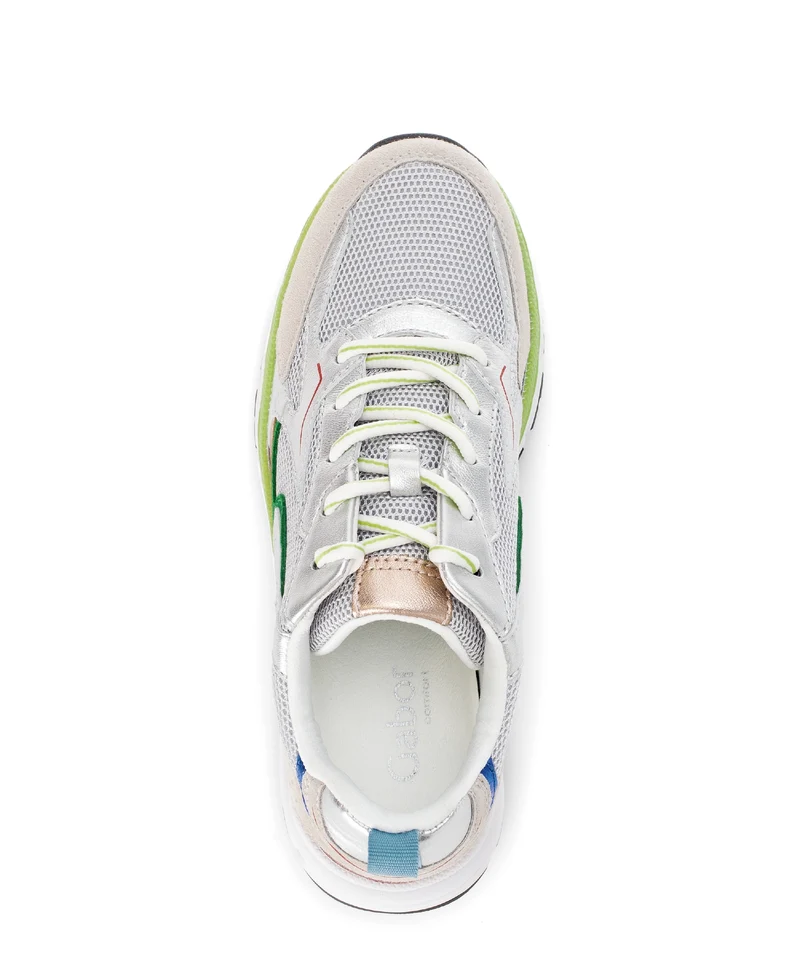 Baskets grises en cuir et textile