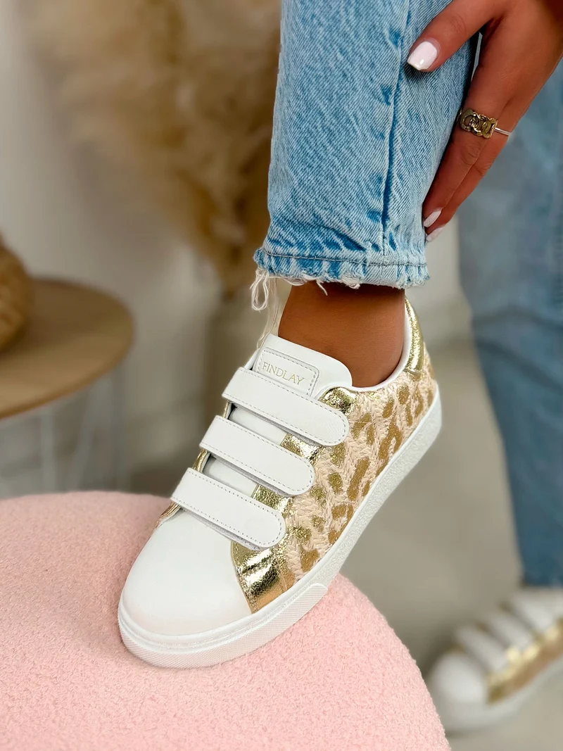 Basket femme blanche élégante à scratchs avec détails dorés et empiècement tissé