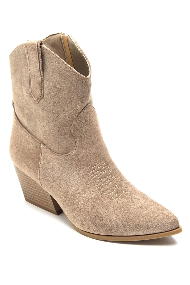 BOOTS SAND