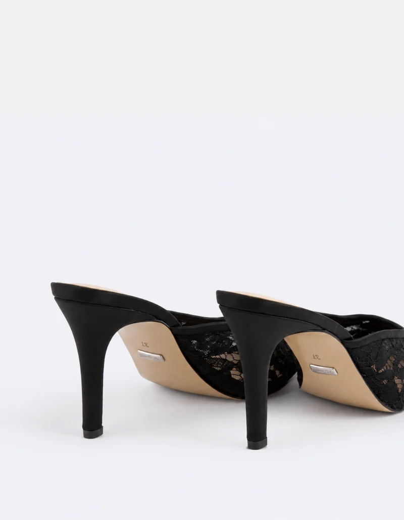 Virelle Black Lace