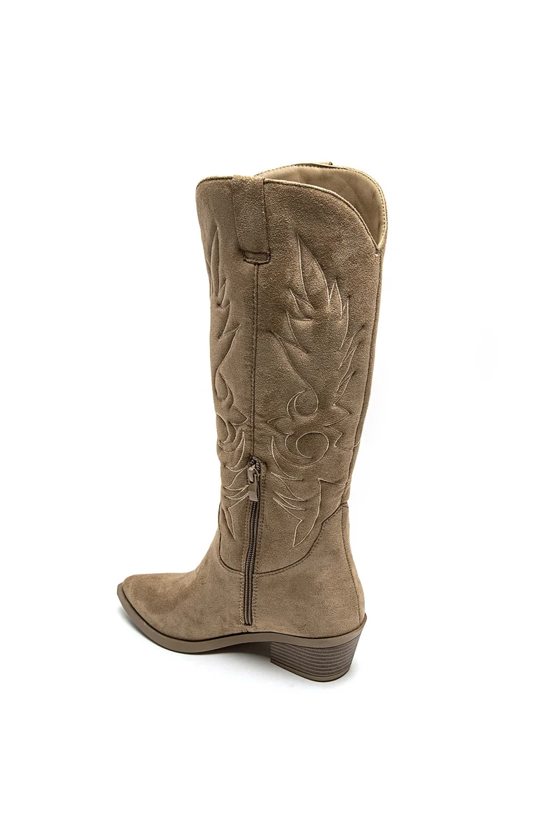 BOTTES DOLLY