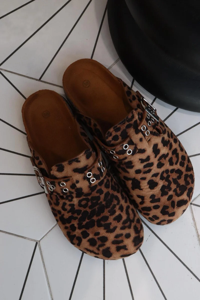 MULES ZOE LEO