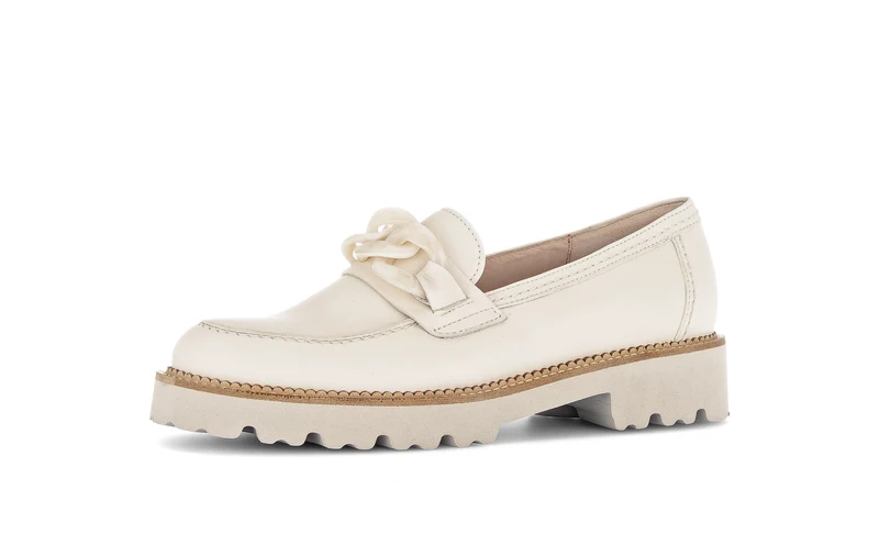 Mocassins blancs en cuir
