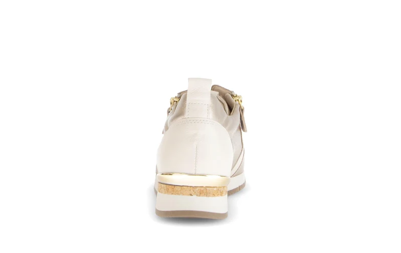 Baskets beiges en cuir
