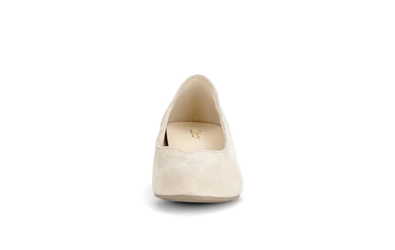 Escarpins beiges en nubuck