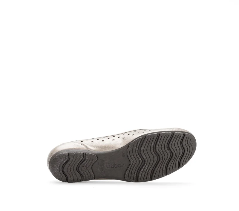 Ballerines perforées dorées en cuir métallisé