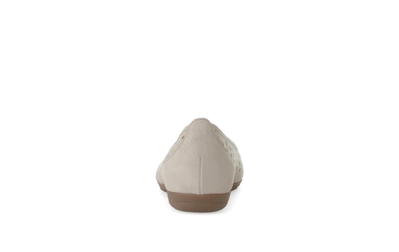 Ballerines perforées beiges en Nubuck