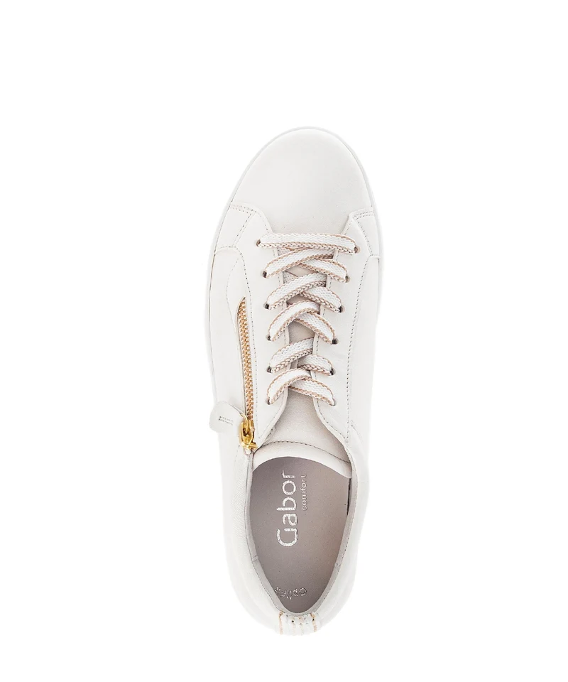 Baskets crème en cuir