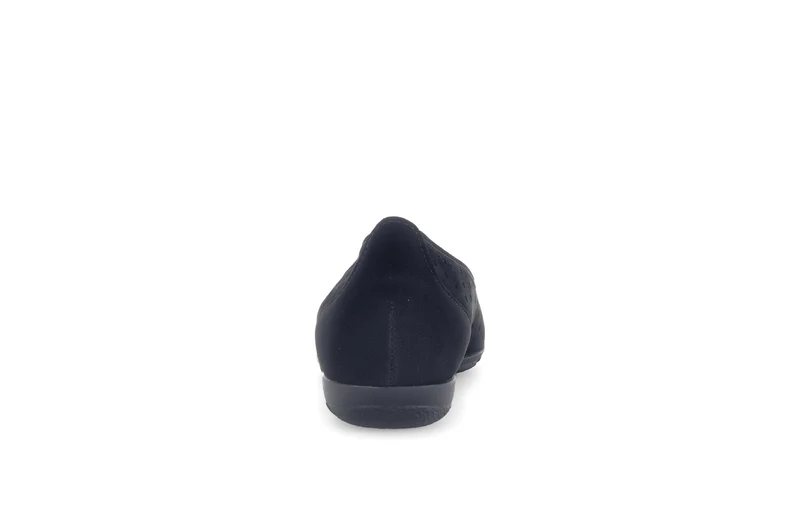 Ballerines perforées noires en Nubuck