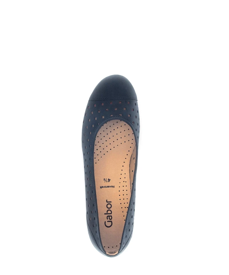 Ballerines perforées bleues en Nubuck