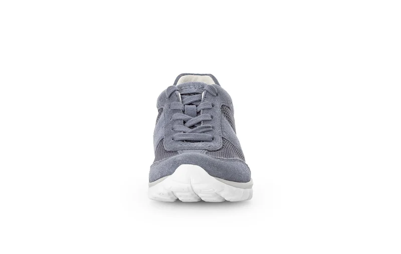 Baskets bleues ajourées en nubuck