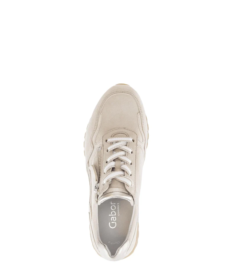 Baskets beiges en cuir