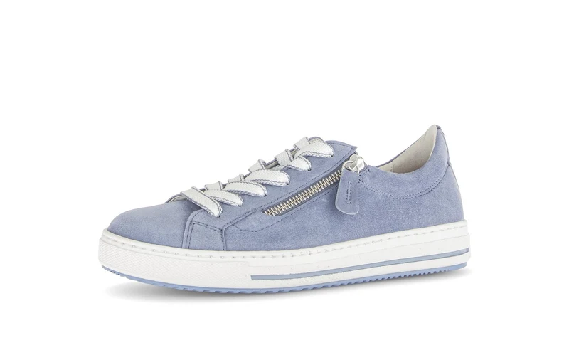 Baskets bleues en nubuck
