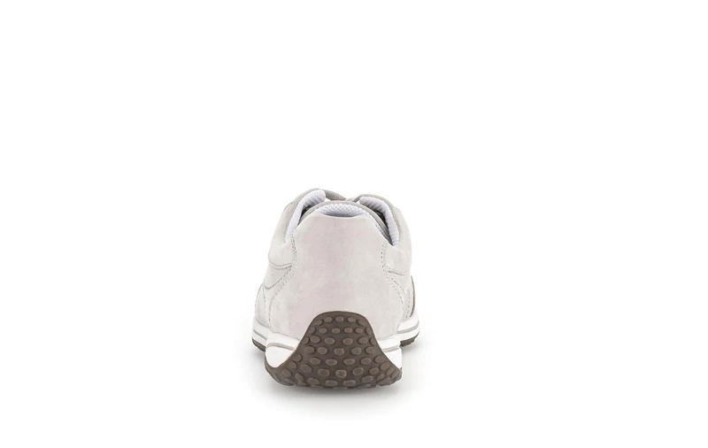 Baskets grises en cuir