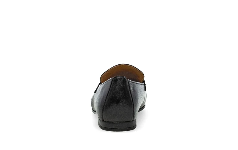 Mocassins noirs en cuir
